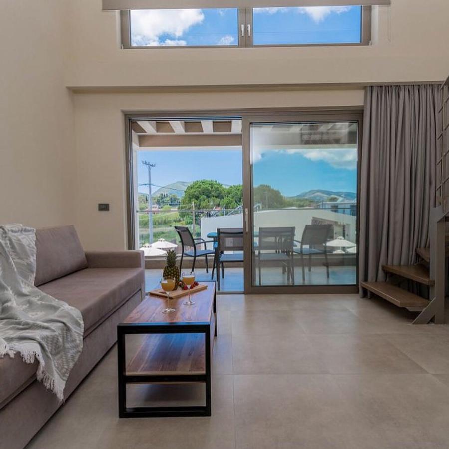 لاغاناس Mystique Luxury Suites & Maisonettes المظهر الخارجي الصورة