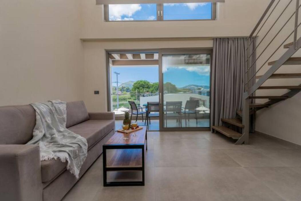 لاغاناس Mystique Luxury Suites & Maisonettes المظهر الخارجي الصورة