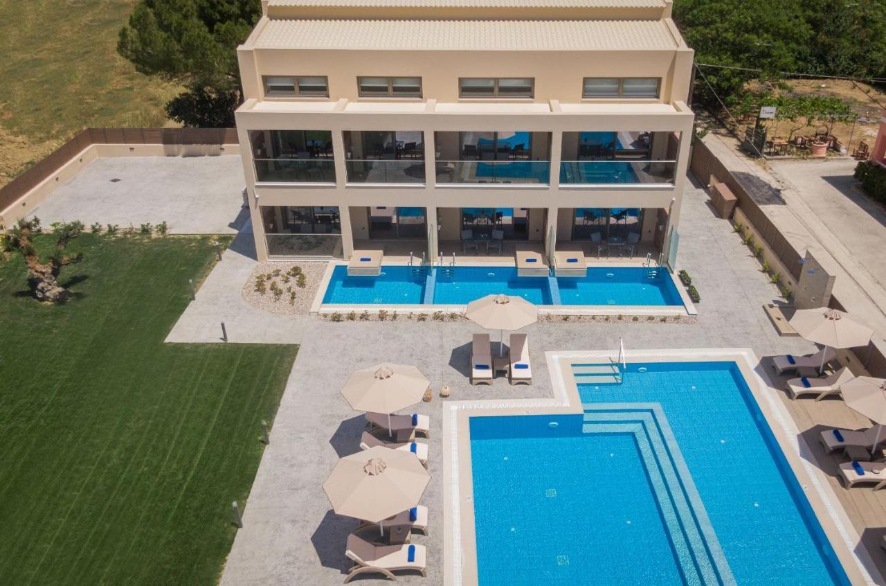لاغاناس Mystique Luxury Suites & Maisonettes المظهر الخارجي الصورة